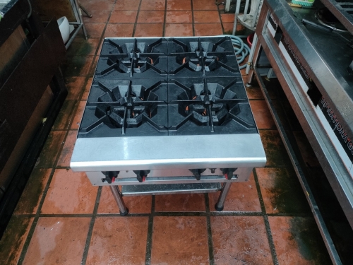 thanh lý bếp âu 4 họng